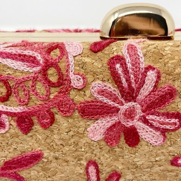 D'MARGEAUX NEW YORK | Pink Embroidered Floral Cork Clutch w/Crossbody Chain - Picture 7 of 8